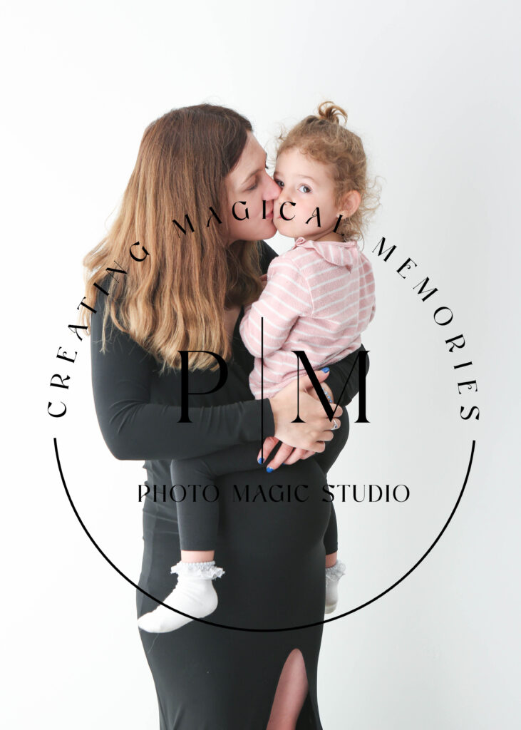 Aline - Maternity-17 17
