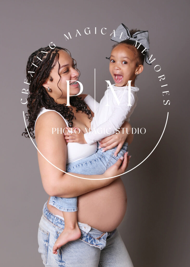 Kiya - Maternity-15 15