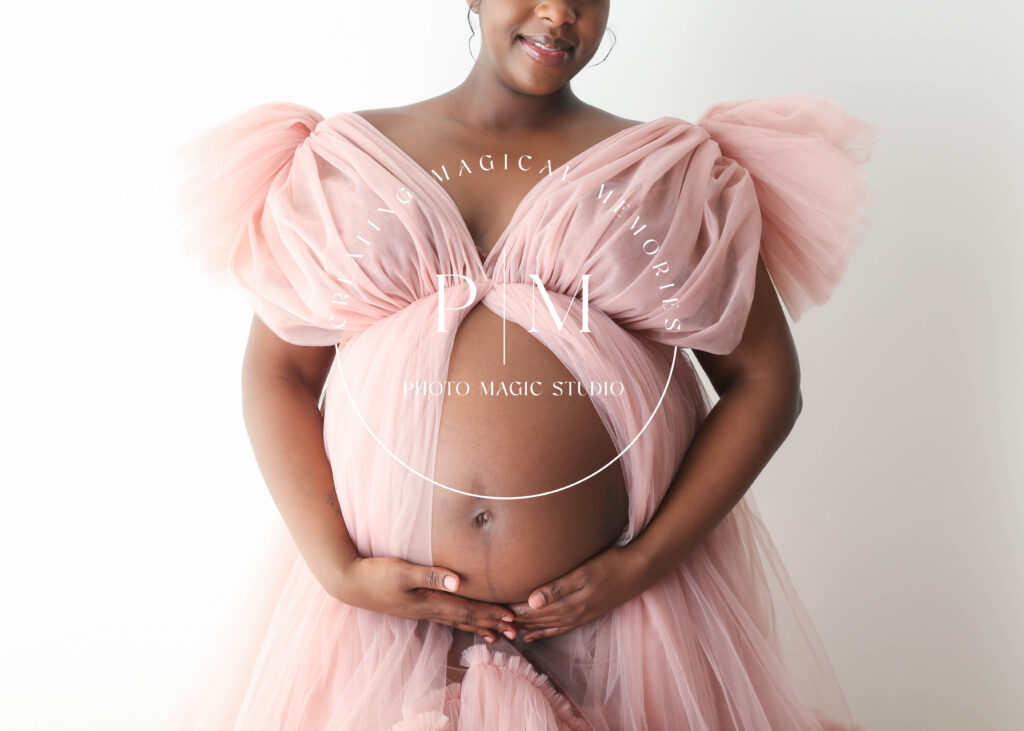 Rachel - Maternity-70 70